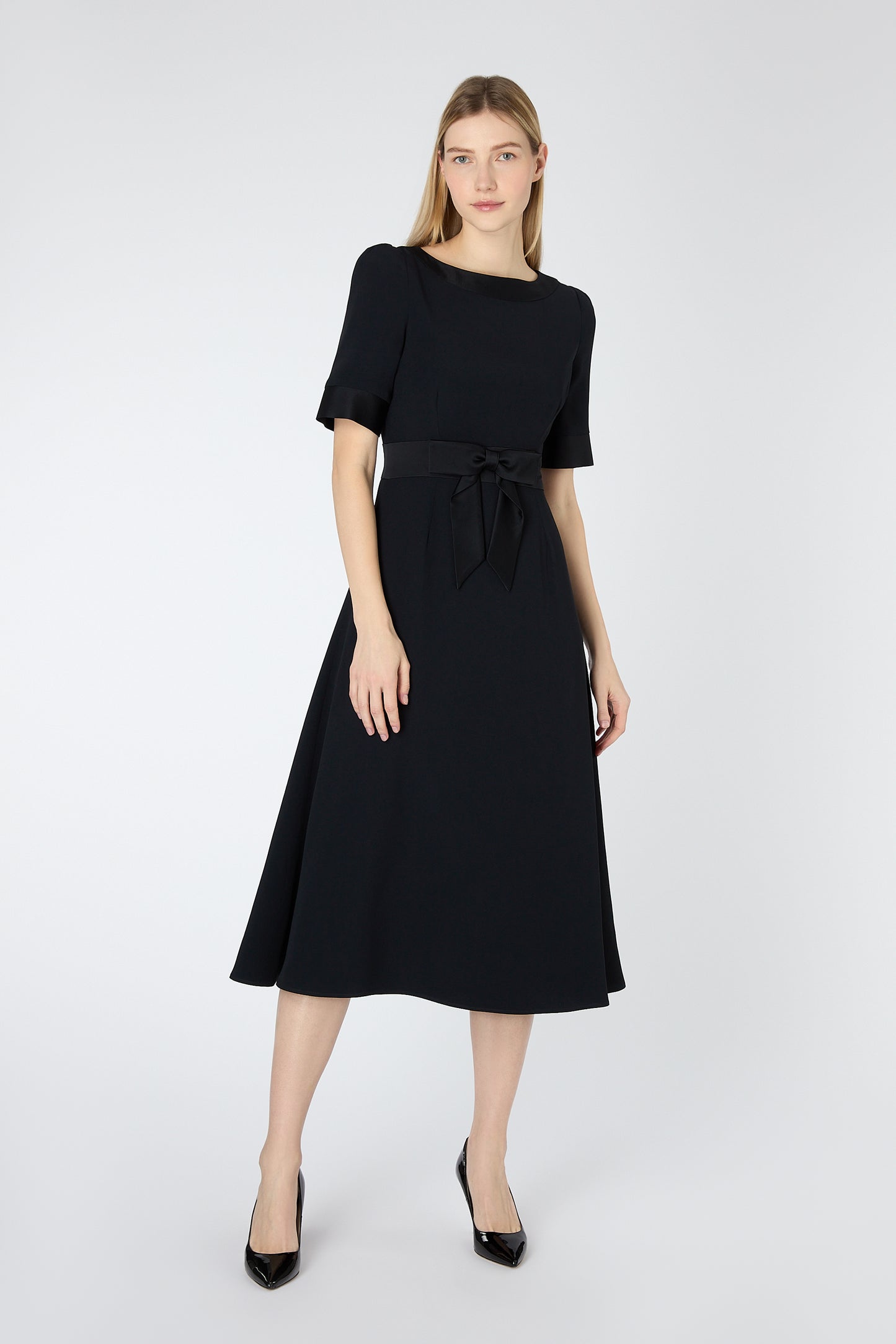 Savannah Cady Midi Dress - Dark Navy